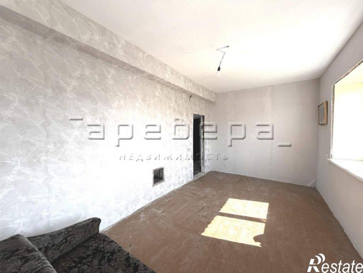 2-комн квартира Титова, 3